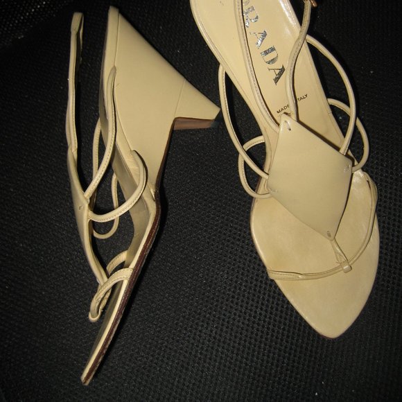 ❤️PRADA Strappy Wedge Heels Shoes Sz 39 1/2 - Picture 2 of 7